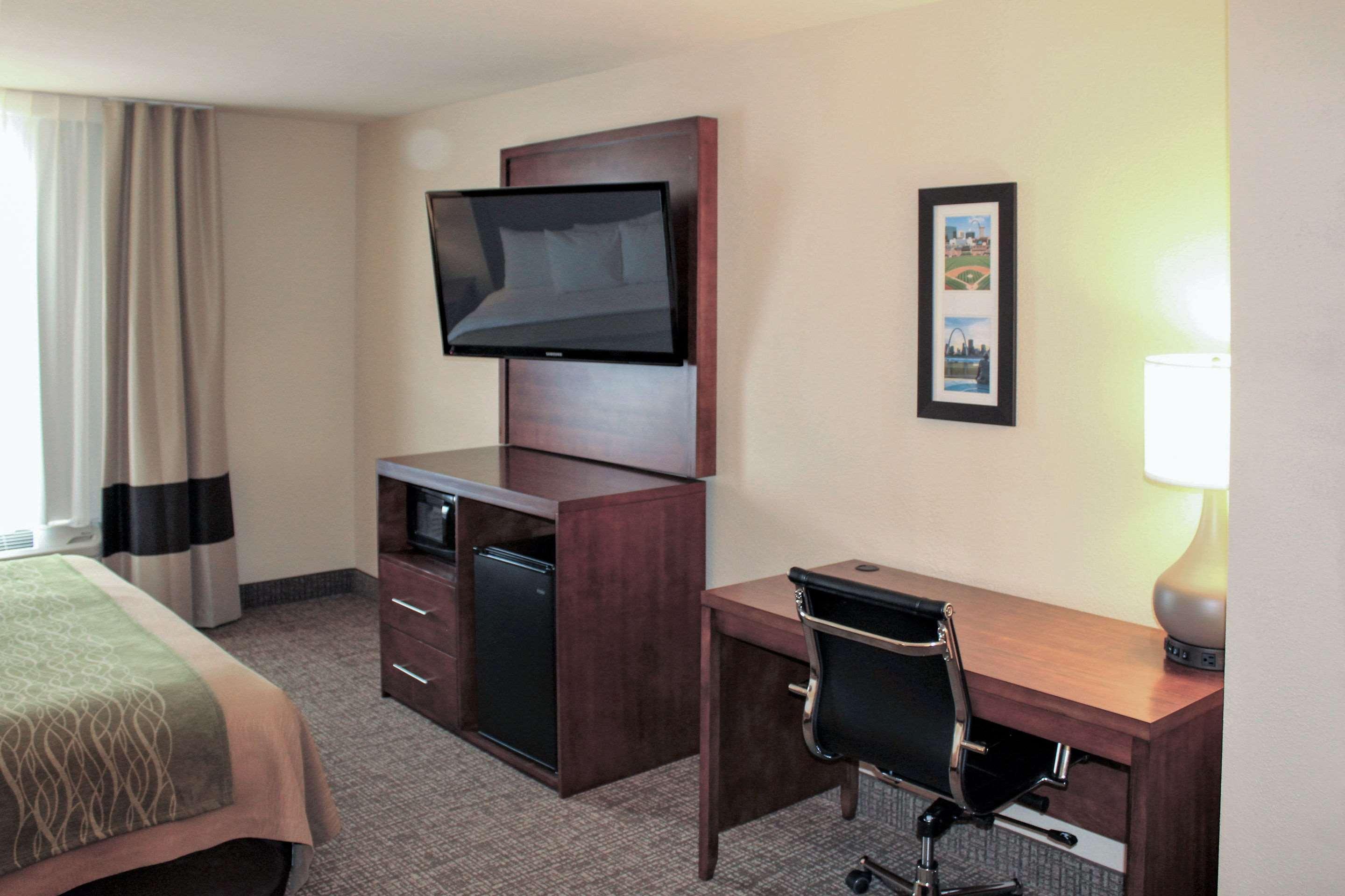 Comfort Inn & Suites St Louis - Chesterfield Exteriör bild