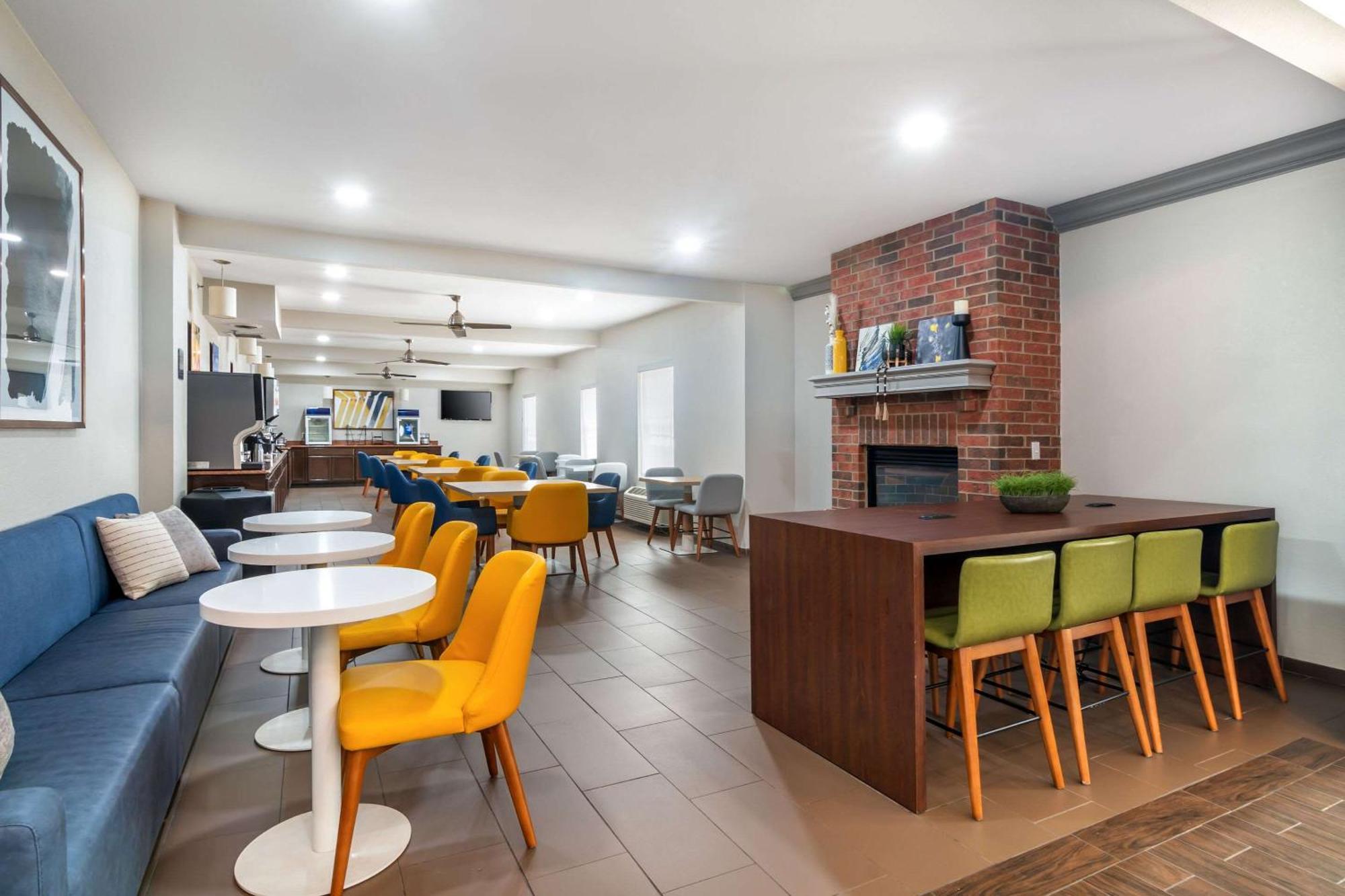 Comfort Inn & Suites St Louis - Chesterfield Exteriör bild