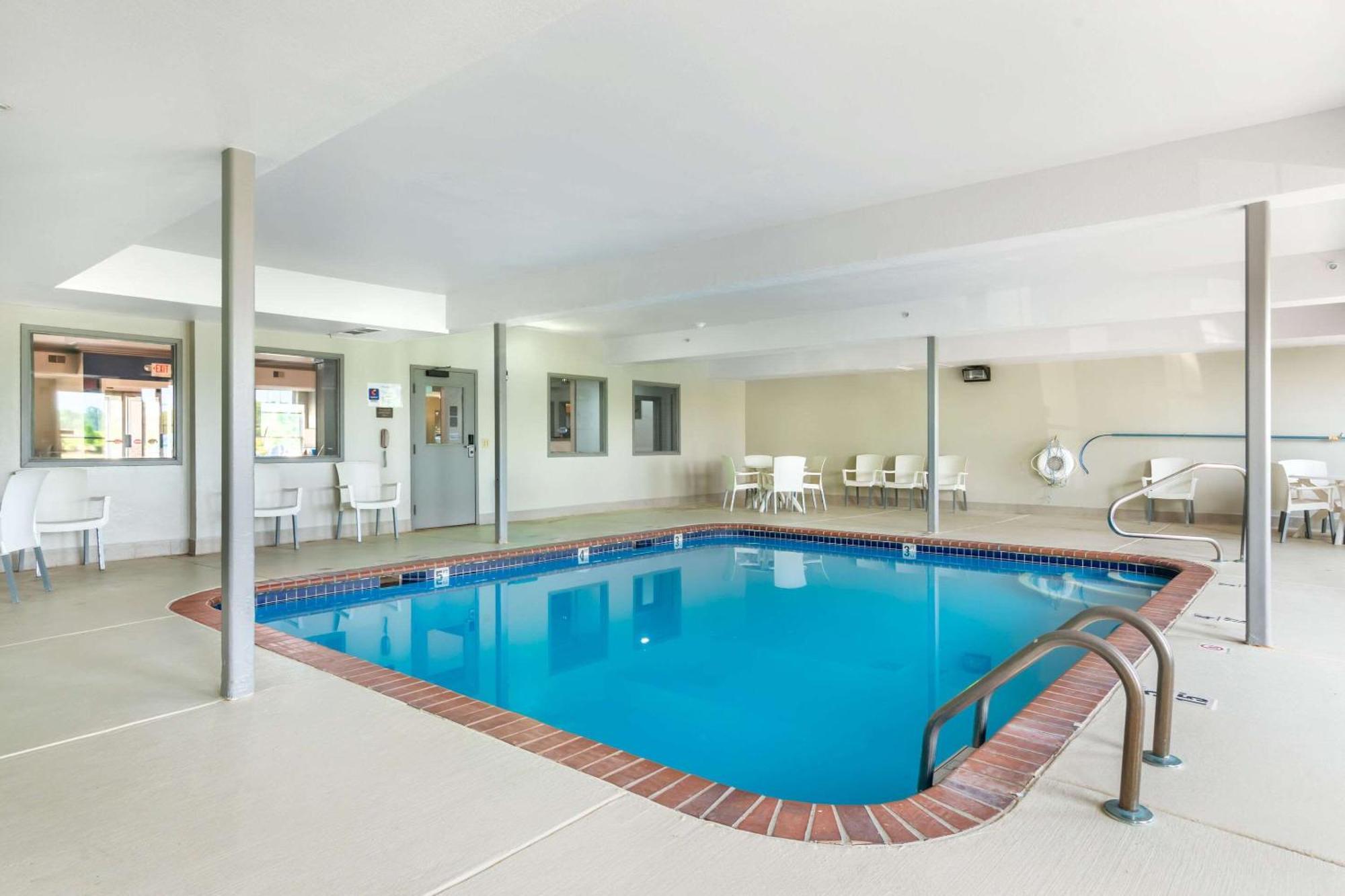 Comfort Inn & Suites St Louis - Chesterfield Exteriör bild